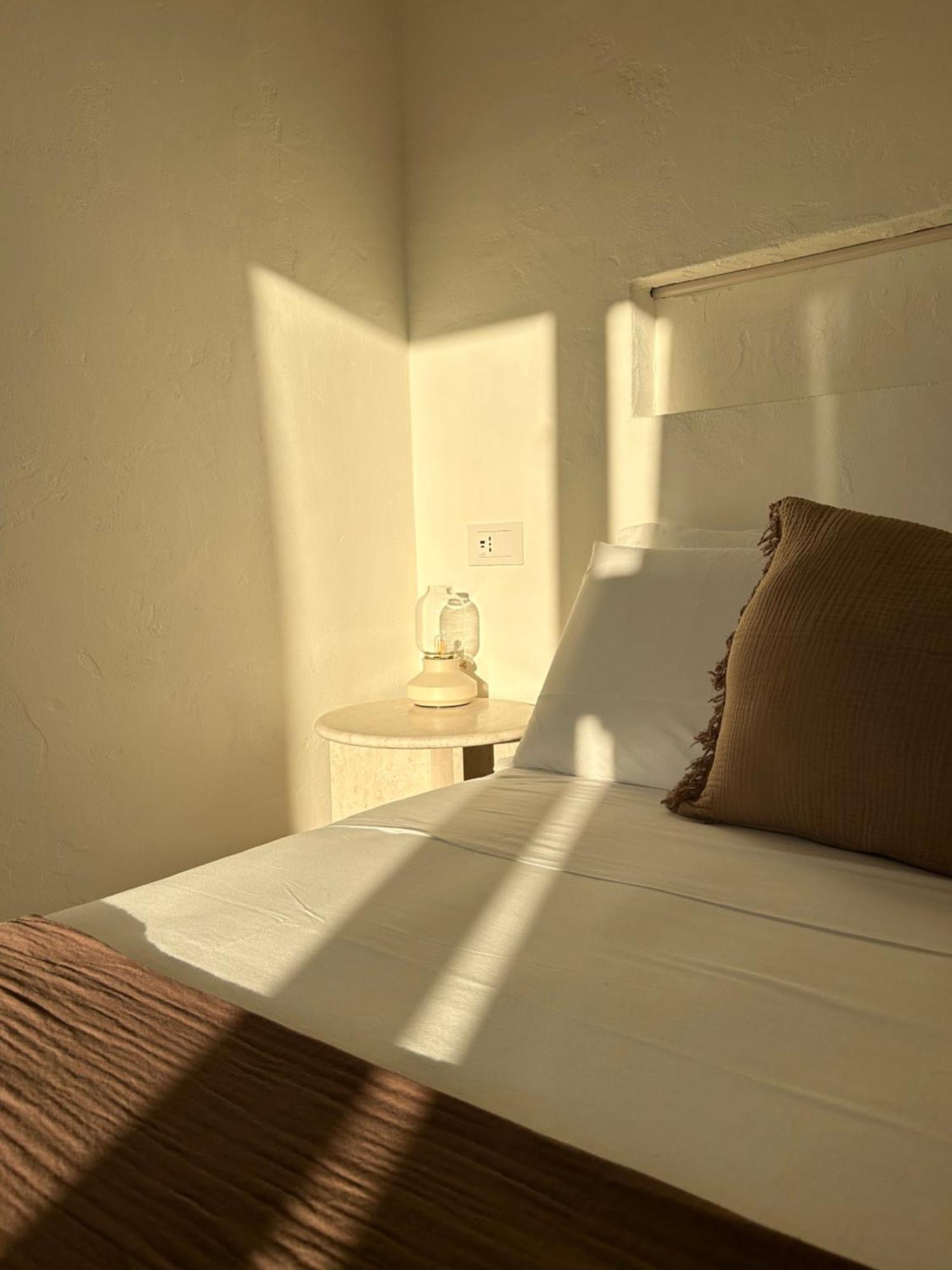 Vireo Rooms Santa Maria Navarrese Bagian luar foto