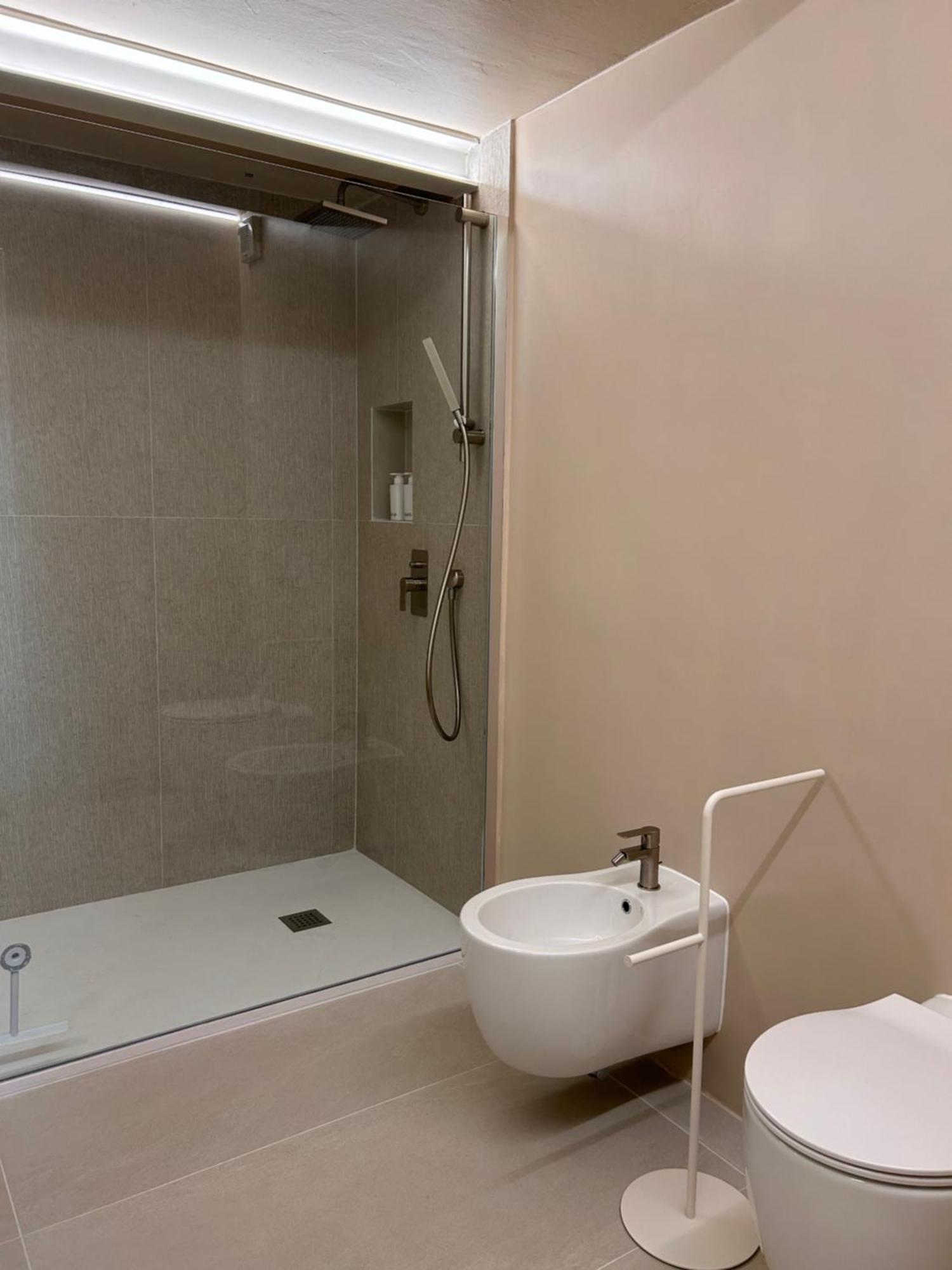 Vireo Rooms Santa Maria Navarrese Bagian luar foto